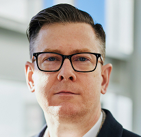 Ejecutivo de empresa de comercio cripto, CEO Alexander Hughes, en retrato