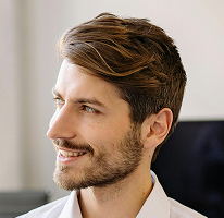 Retrato del CTO Michael Brennan, ejecutivo líder en fintech, criptografía y tecnología